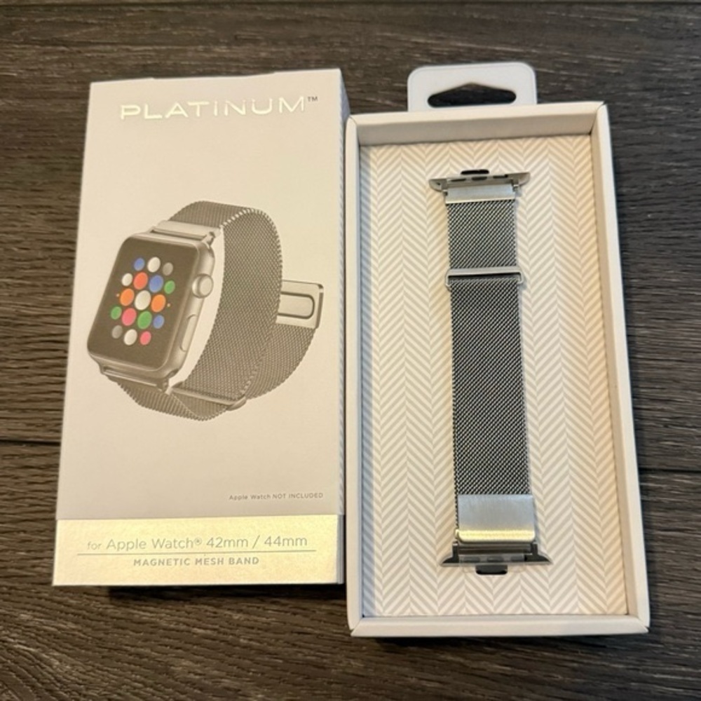 Apple Watch Magnetic Mesh Band - Platinum